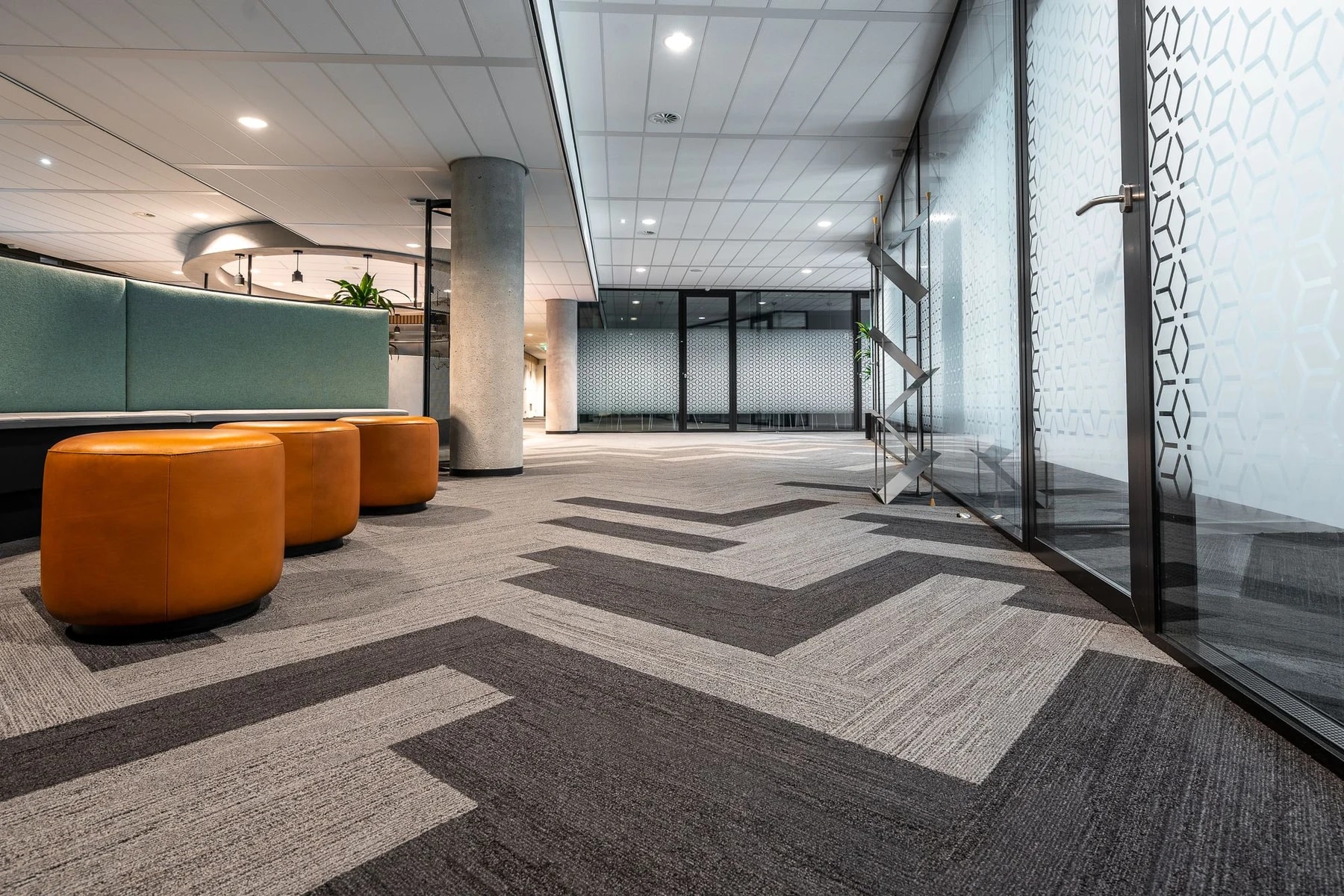Finished commercial office reception and circulation space